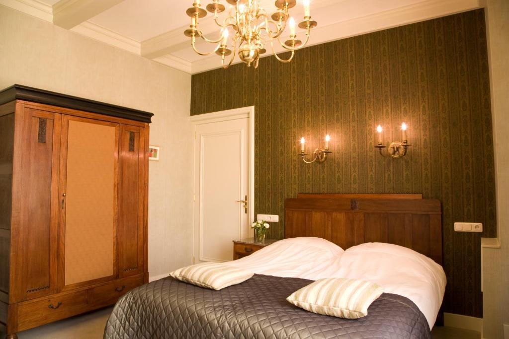 Stadspaleis Hotel & Restaurant Oldruitenborgh Vollenhove Room photo